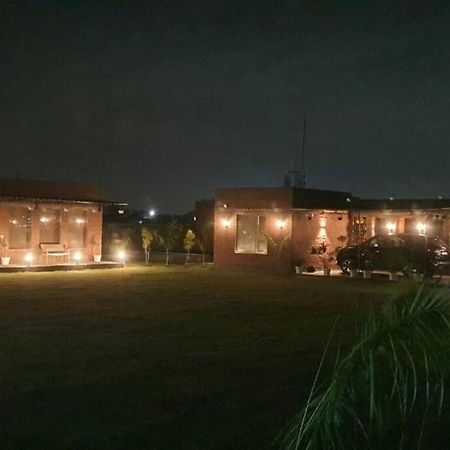 M&M Farm Villa Rohtak Exterior foto